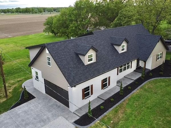 13102 Trestle Road , Highland, IL 62249