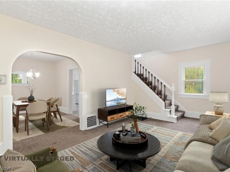 1201 East Avenue, Akron, OH 44307 Photo 2