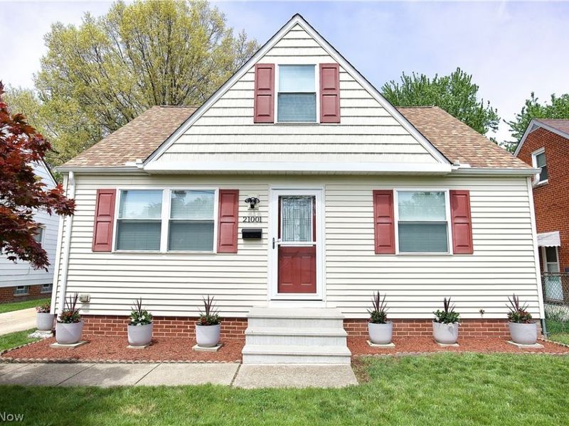 21001 Wilmore Avenue, Euclid, OH 44123 Photo 2
