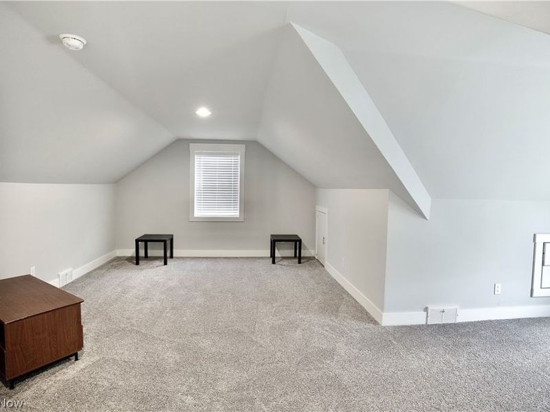 21001 Wilmore Avenue, Euclid, OH 44123 Photo 22