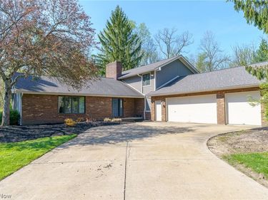 230 Salem Court, Hinckley, OH 44233