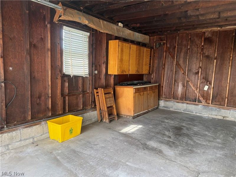 460 Whipple Avenue, Campbell, OH 44405 Photo 37