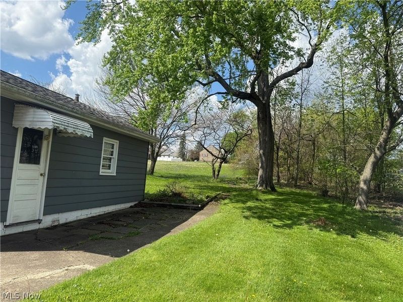 460 Whipple Avenue, Campbell, OH 44405 Photo 39