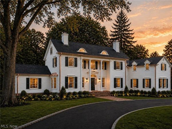 3190 Roundwood Road , Hunting Valley, OH 44022