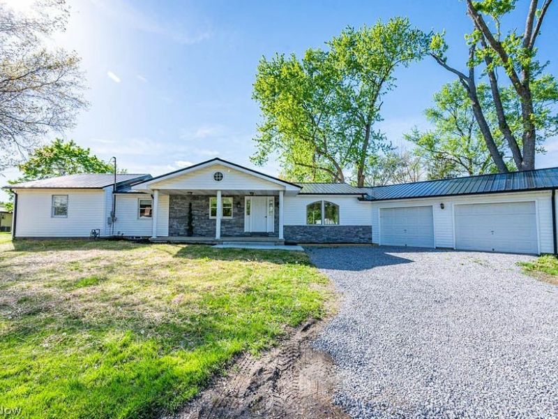 16433 Swickard Street , Calcutta, OH 43920 Photo 2