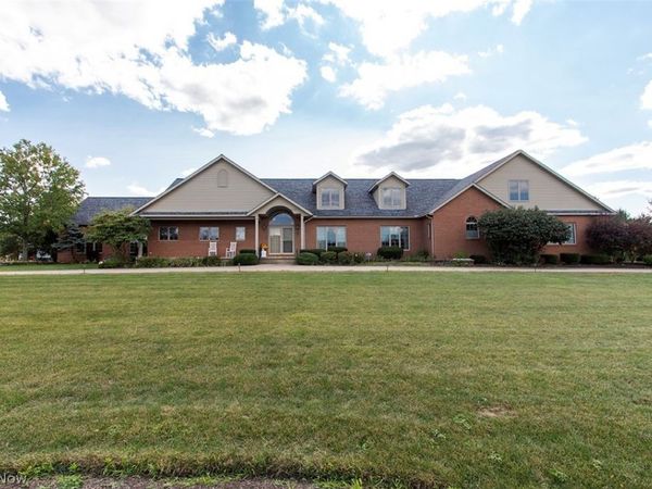 4396 Gladden Place , Medina, OH 44256