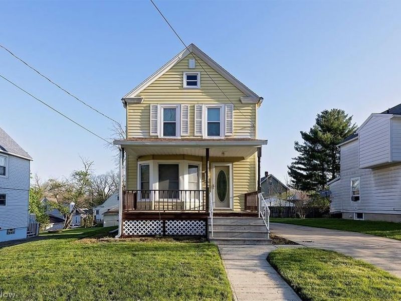 115 Riverdale Court, Elyria, OH 44035 Photo 1