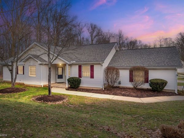 6684 Hidden Lake Trail, Brecksville, OH 44141