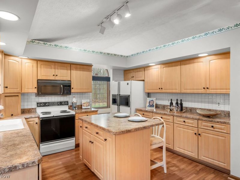 6684 Hidden Lake Trail, Brecksville, OH 44141 Photo 40