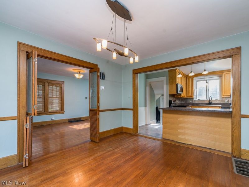 133 Bonnett Street SW, North Canton, OH 44720 Photo 7