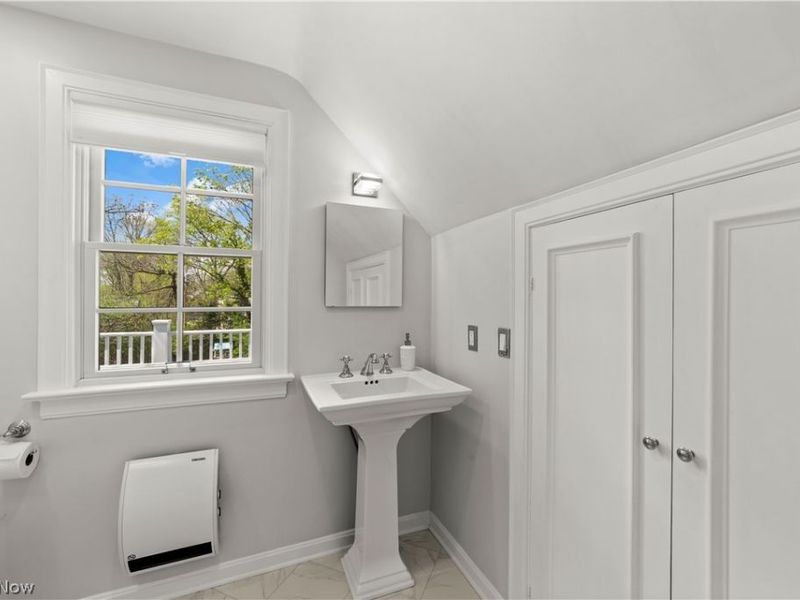 2674 Cranlyn Road, Shaker Heights, OH 44122 Photo 31