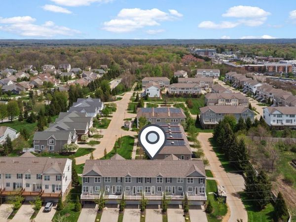 6136 N Pointe, Pepper Pike, OH 44124