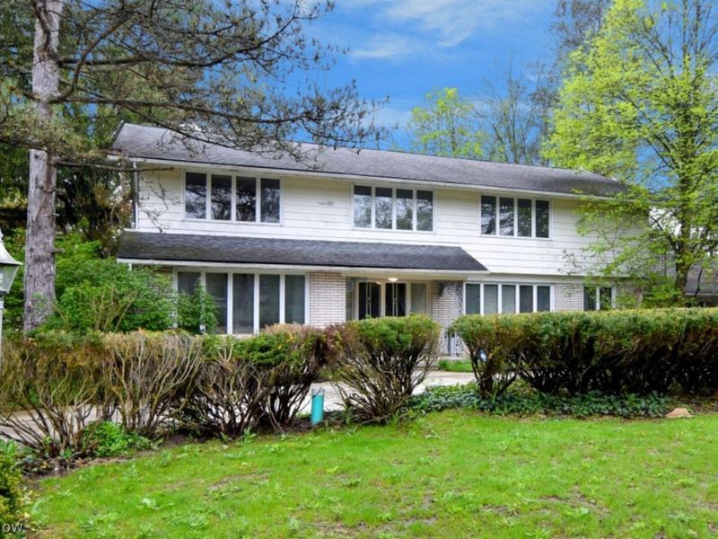 30850 Gates Mills Boulevard, Pepper Pike, OH 44124 Photo 1