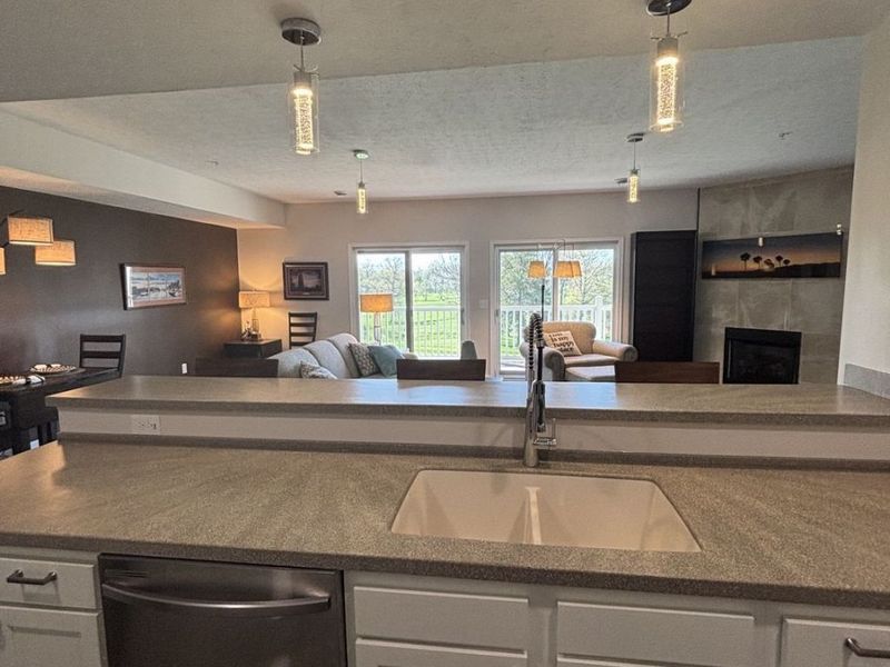 5547 Beavercrest Drive, Unit 209, Lorain, OH 44053 Photo 10