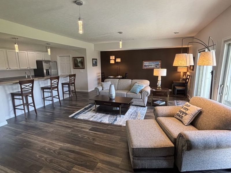 5547 Beavercrest Drive, Unit 209, Lorain, OH 44053 Photo 4