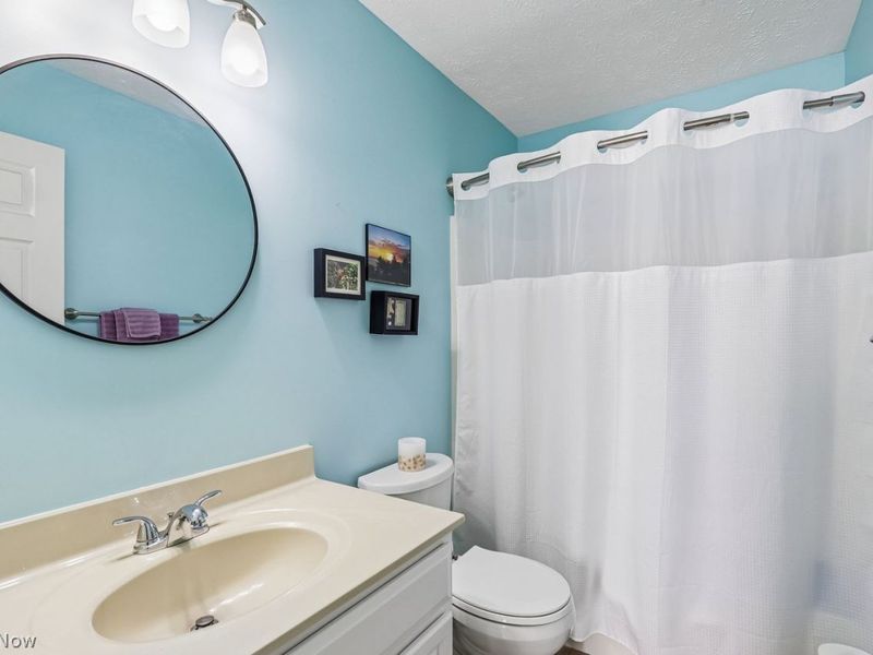 2152 Thornbury Lane, Akron, OH 44319 Photo 17