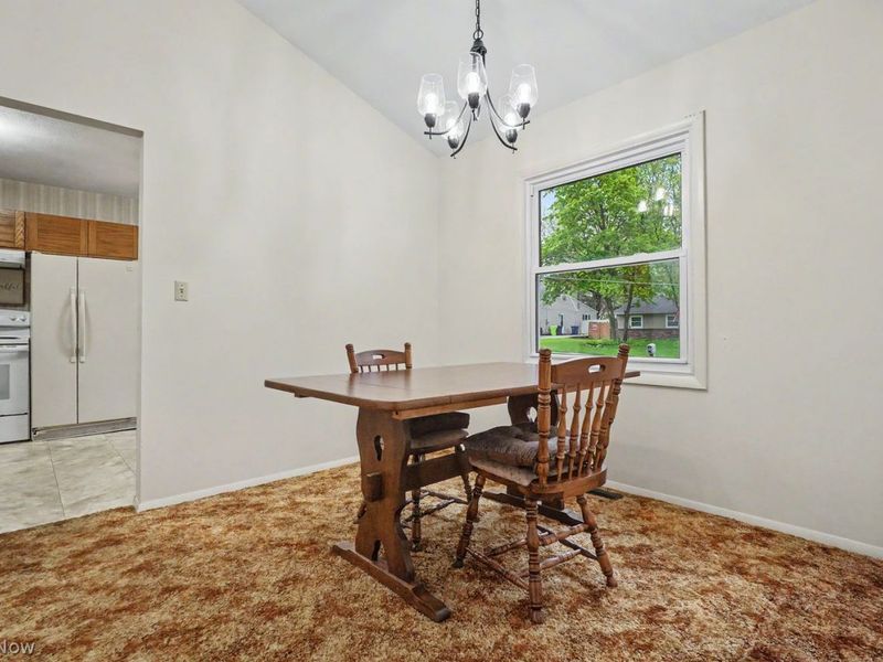 582 Eric Drive, Tallmadge, OH 44278 Photo 18