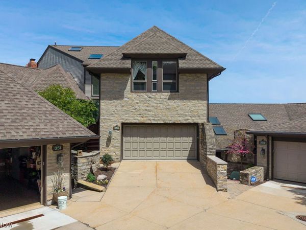361 Darbys Run , Unit 3, Bay Village, OH 44140