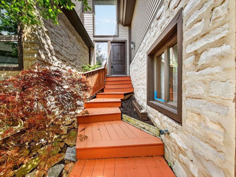 361 Darbys Run, Unit 3, Bay Village, OH 44140 Photo 5