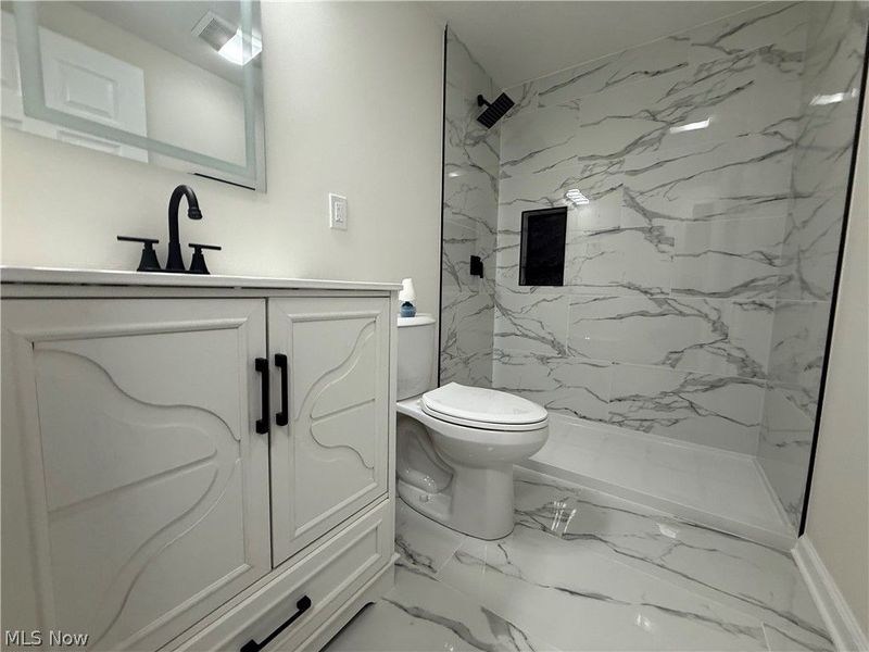 3802 W 138th Street , Cleveland, OH 44111 Photo 16