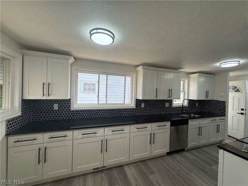 3802 W 138th Street , Cleveland, OH 44111 Photo 8