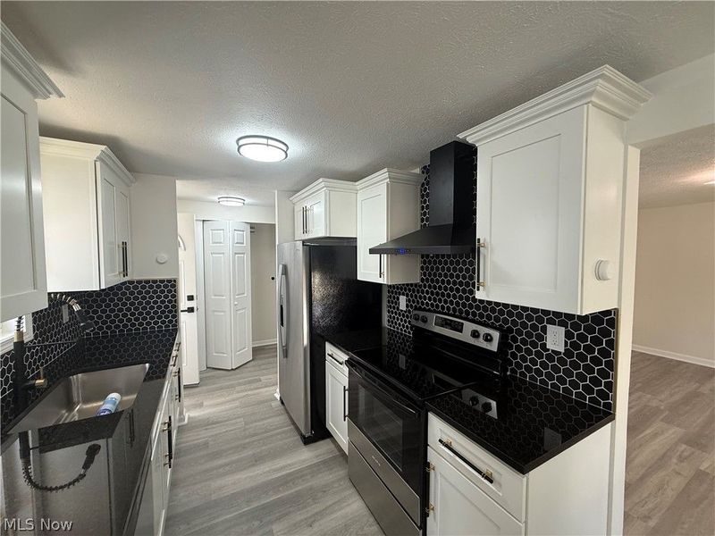 3802 W 138th Street , Cleveland, OH 44111 Photo 9