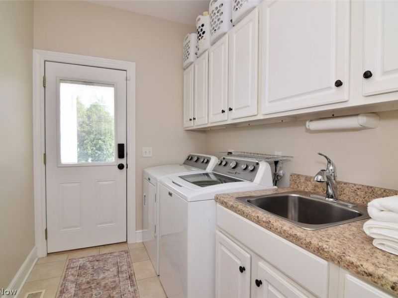8118 Darbys Run , Chagrin Falls, OH 44023 Photo 28