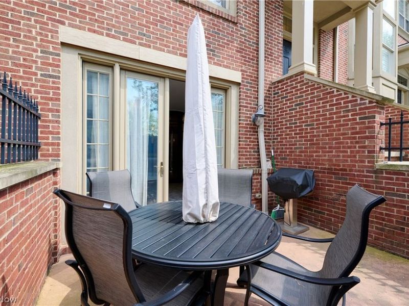 12 Astor Place, Rocky River, OH 44116 Photo 40