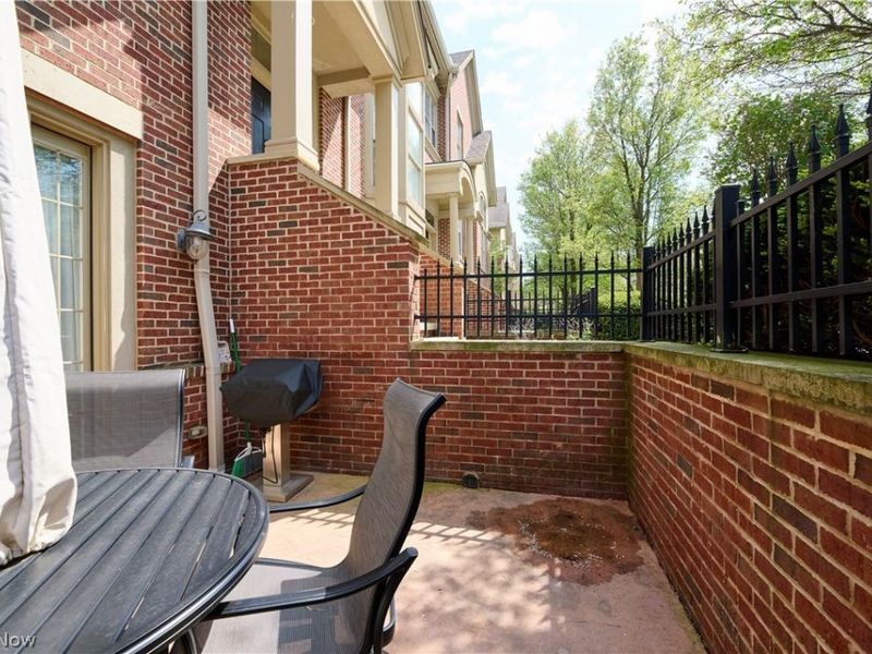 12 Astor Place, Rocky River, OH 44116 Photo 41