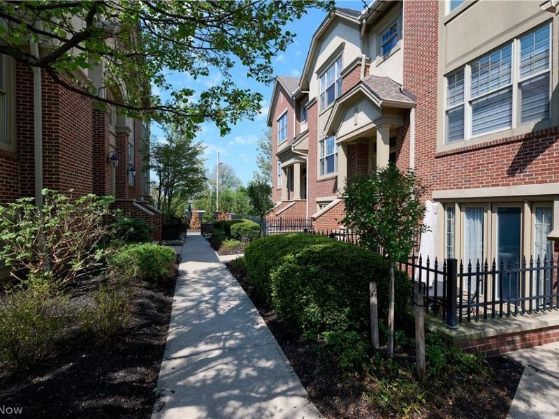 12 Astor Place, Rocky River, OH 44116 Photo 42