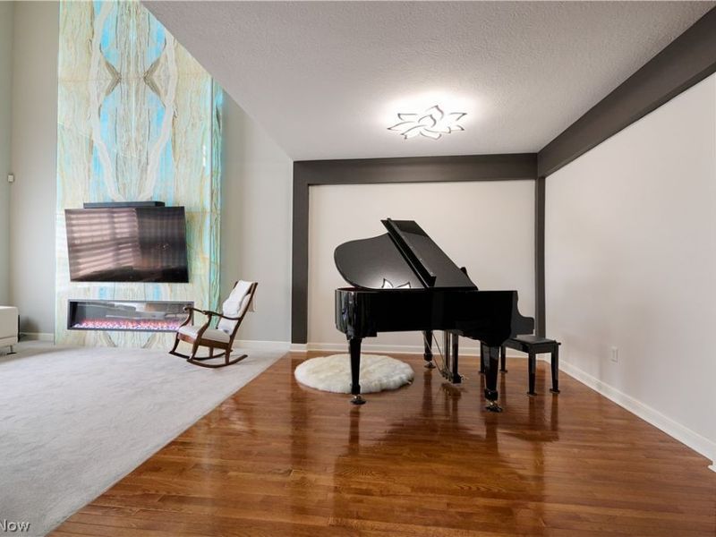 12 Astor Place, Rocky River, OH 44116 Photo 6