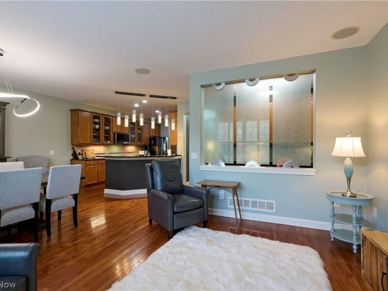 12 Astor Place, Rocky River, OH 44116 Photo 9