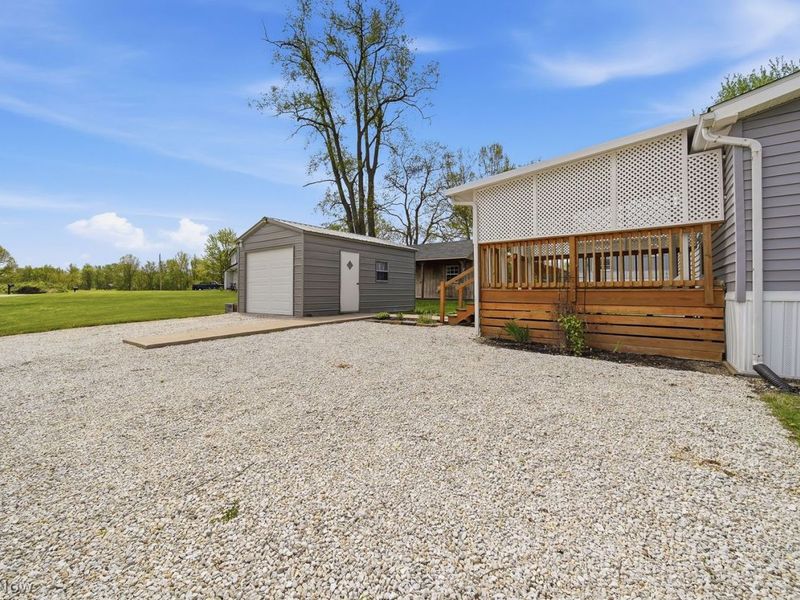11570 Millersburg Road SW, Massillon, OH 44647 Photo 26