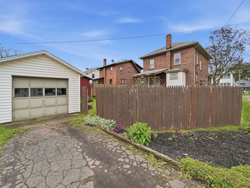842 Seneca Street NE, Massillon, OH 44646 Photo 36
