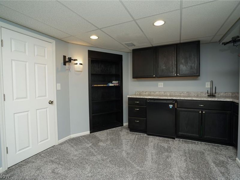 435 Pineview Drive NE, Howland, OH 44484 Photo 30