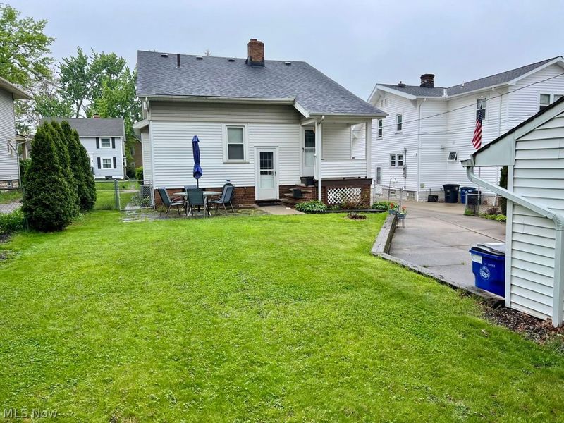 3687 Melbourne Avenue, Cleveland, OH 44111 Photo 3