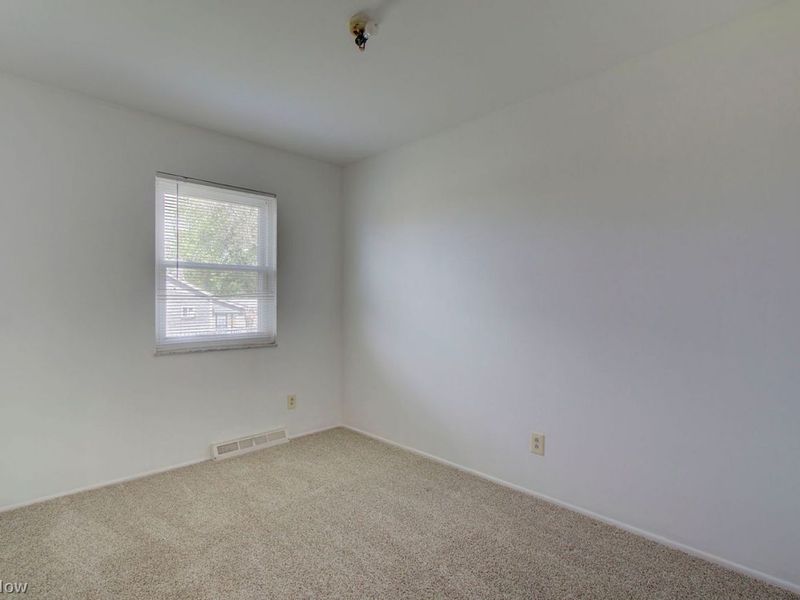 1445 Hyde Park Avenue, Akron, OH 44310 Photo 10