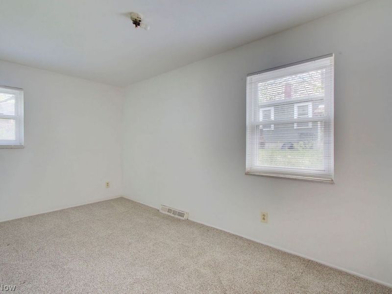 1445 Hyde Park Avenue, Akron, OH 44310 Photo 14