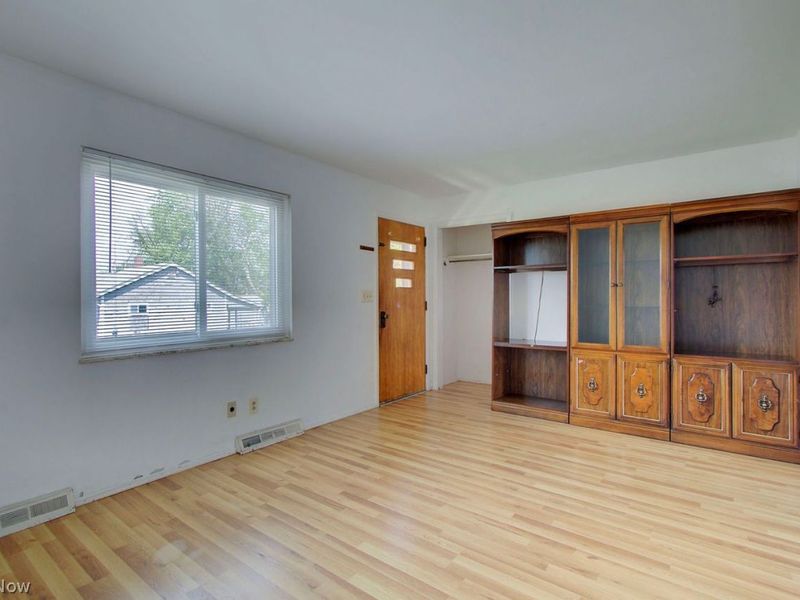 1445 Hyde Park Avenue, Akron, OH 44310 Photo 7