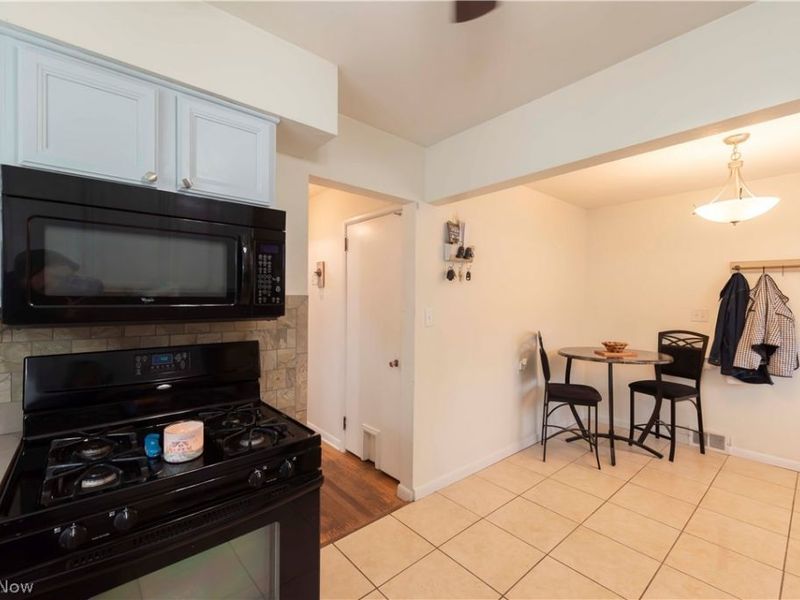 1640 Wiltshire Road, Akron, OH 44313 Photo 10