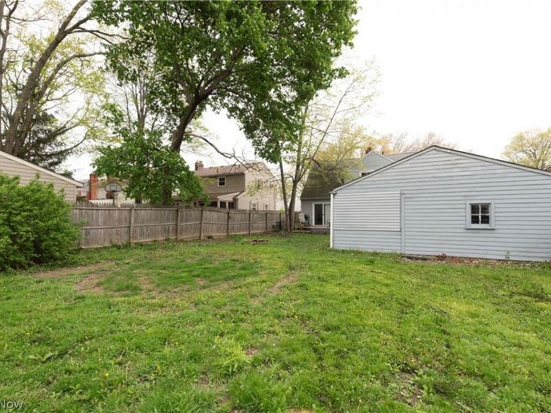 1640 Wiltshire Road, Akron, OH 44313 Photo 36