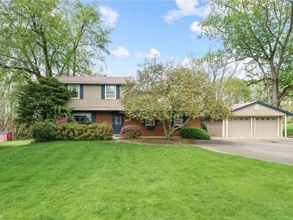 6142 Penn Drive, Butler, PA 16002