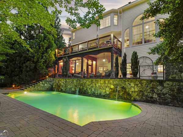 5555 Hampstead Way, Johns Creek, GA 30097