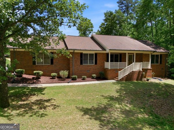 379 Clyde Court, Mcdonough, GA 30252