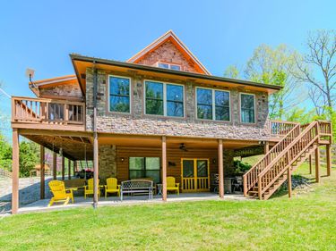 322 Weekender Lane, Burkesville, KY 42717