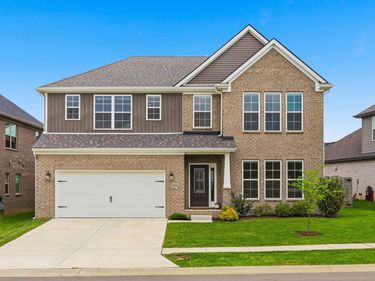 244 Squires Circle, Lexington, KY 40515