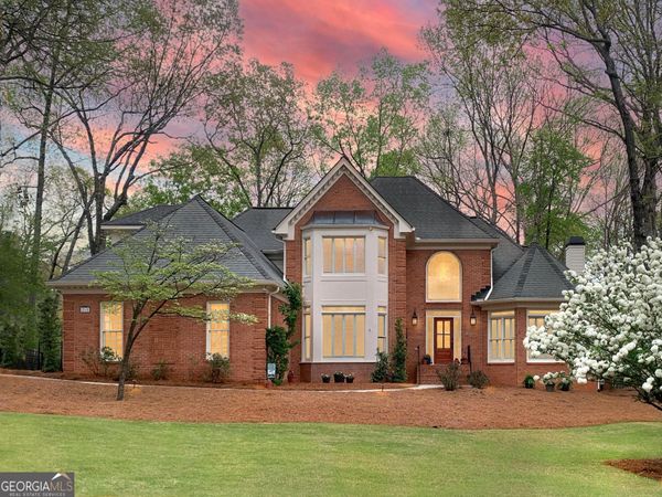 210 Wicklawn Way, Roswell, GA 30076