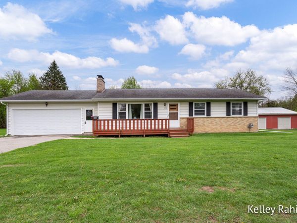 2762 100th Street SE, Caledonia, MI 49316