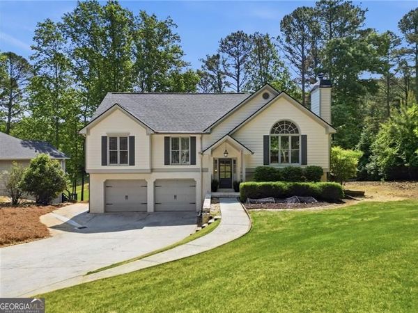 602 Wedgewood Drive, Woodstock, GA 30189