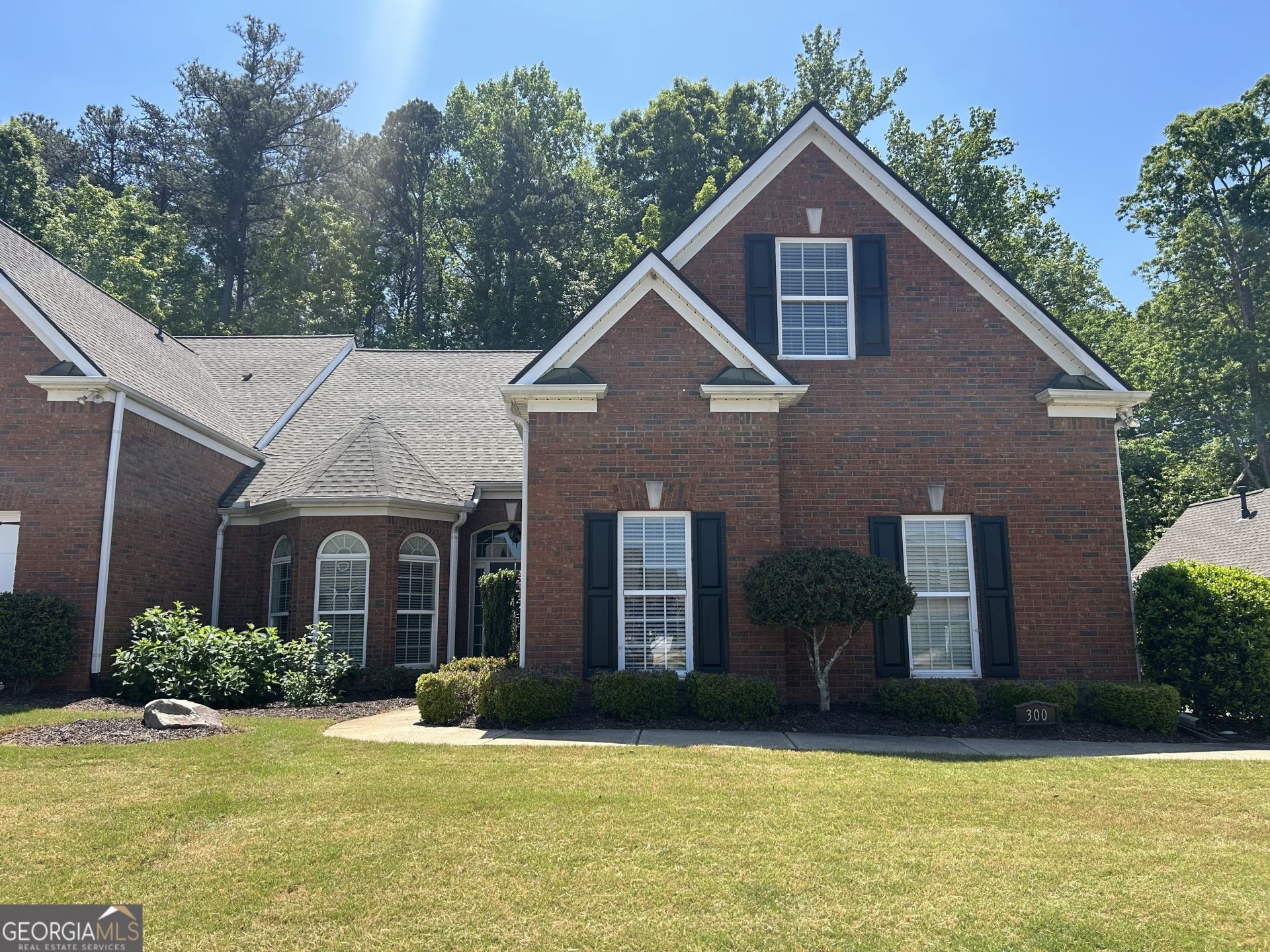 300 Lauren Lane, Woodstock, GA 30188 Main Photo
